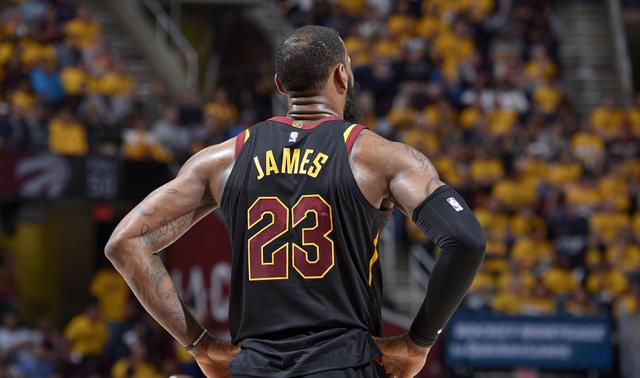 他已在12 他已在12